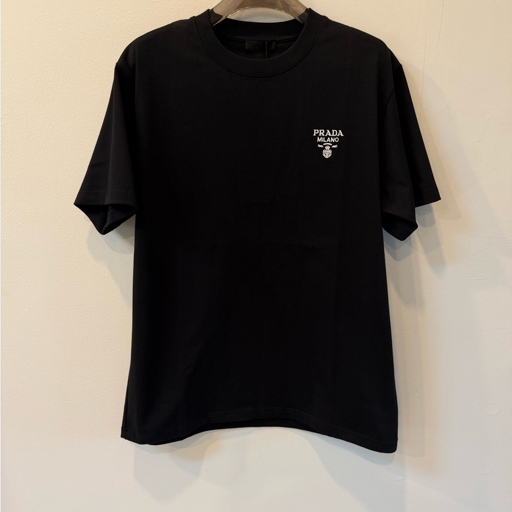Prada Men's Black Short Sleeve Tee